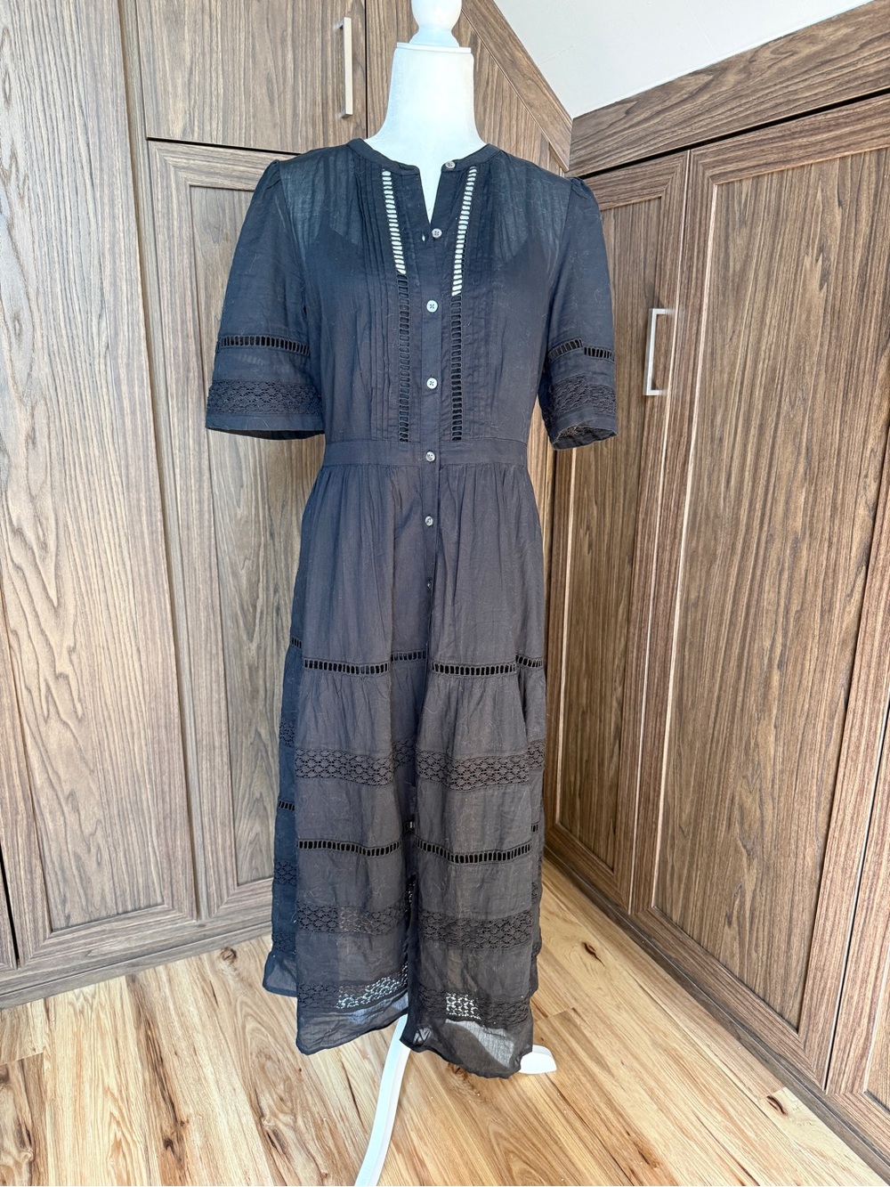 GAP Black Eyelet Button-Front Midi Dress
